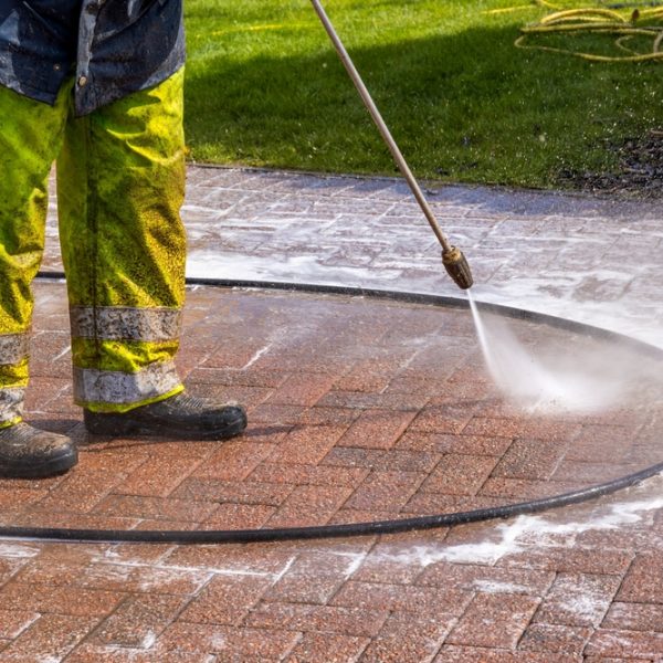 Worker,In,Yellow,Protective,Clothing,Pressure,Washing,Monoblock,Brick,Paver Worker,In,Yellow,Protective,Clothing,Pressure,Washing,Monoblock,Brick,Paver